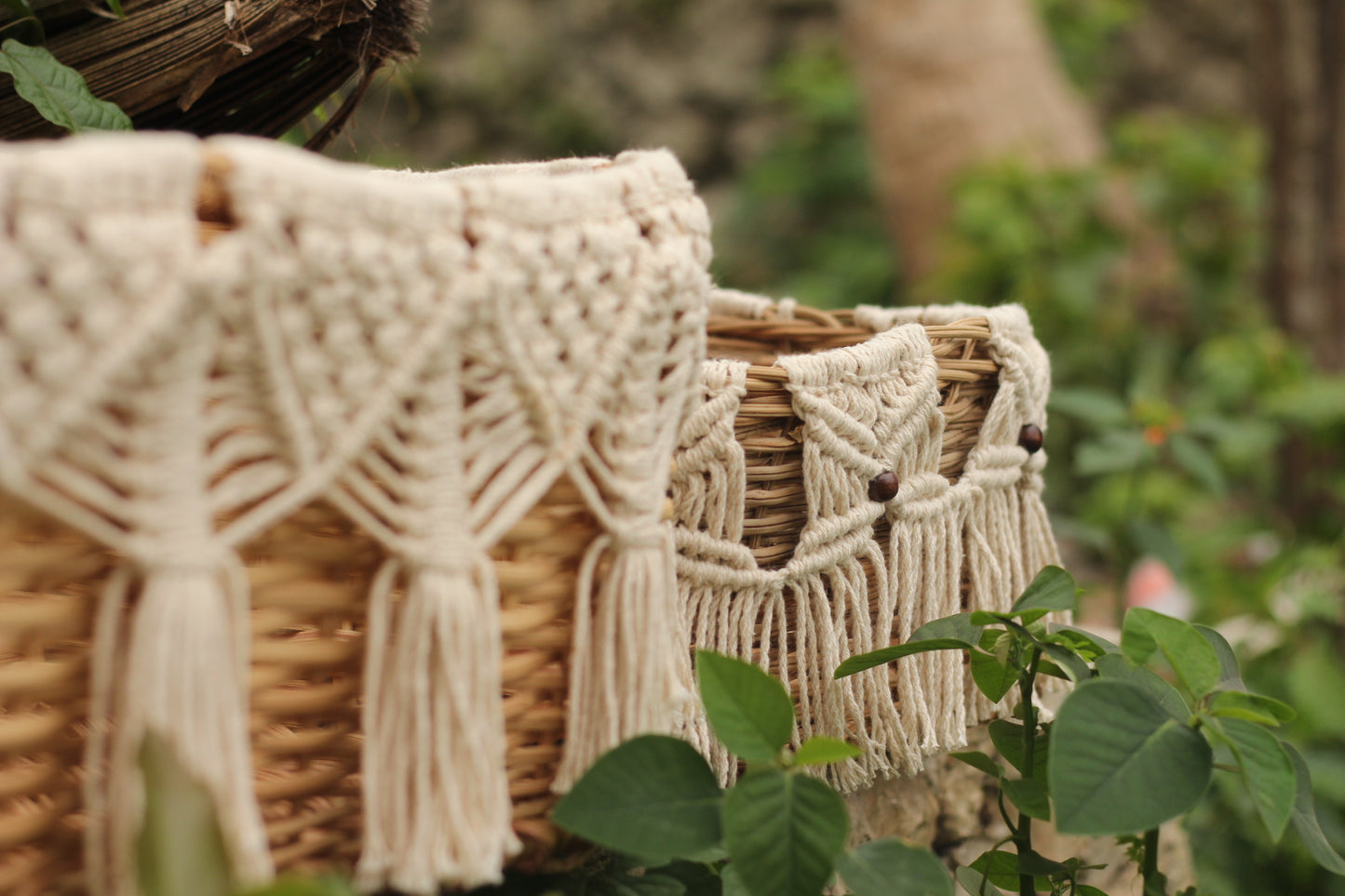 Square basket with macrame CHO